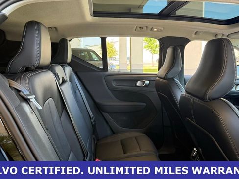 Certified 2025 Volvo XC40 B5 Plus AWD/4WD image 13
