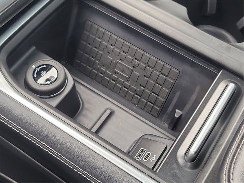 Used 2025 Ford Expedition Max Platinum image 30