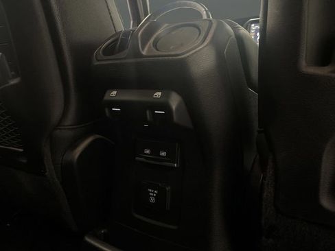 Used 2021 Jeep Wrangler Unlimited Rubicon w/ Trailer Tow Package image 34