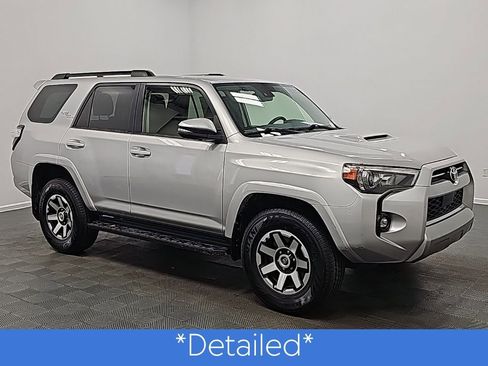 Used 2023 Toyota 4Runner TRD Off-Road Premium image 3