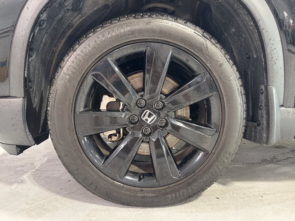 Used 2025 Honda Pilot Black Edition image 48