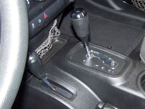 Used 2013 Jeep Wrangler Sport image 15