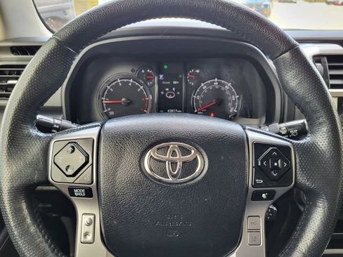 Used 2023 Toyota 4Runner SR5 Premium w/ Moonroof Package AWD/4WD image 15