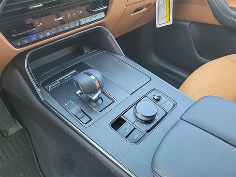 New 2025 MAZDA CX-70 3.3 Turbo S w/ Premium Plus image 34