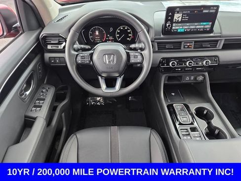 Used 2025 Honda Pilot EX-L image 12