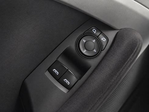 Used 2020 Chevrolet Camaro SS RWD image 33