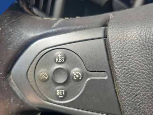 Used 2018 Chevrolet Silverado 1500 LT w/ All Star Edition AWD/4WD image 11