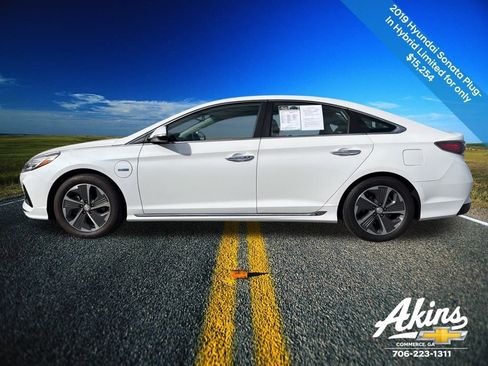 Used 2019 Hyundai Sonata Limited image 10