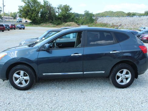 Used 2013 Nissan Rogue S w/ Special Edition Pkg image 2