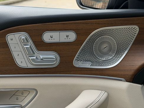 Used 2022 Mercedes-Benz GLE 350 image 9