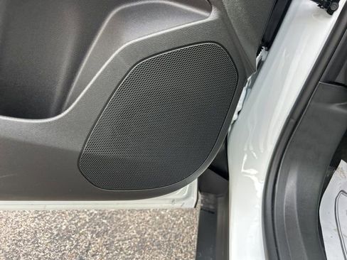 New 2026 Chevrolet Trax LT w/ Sunroof Package image 14