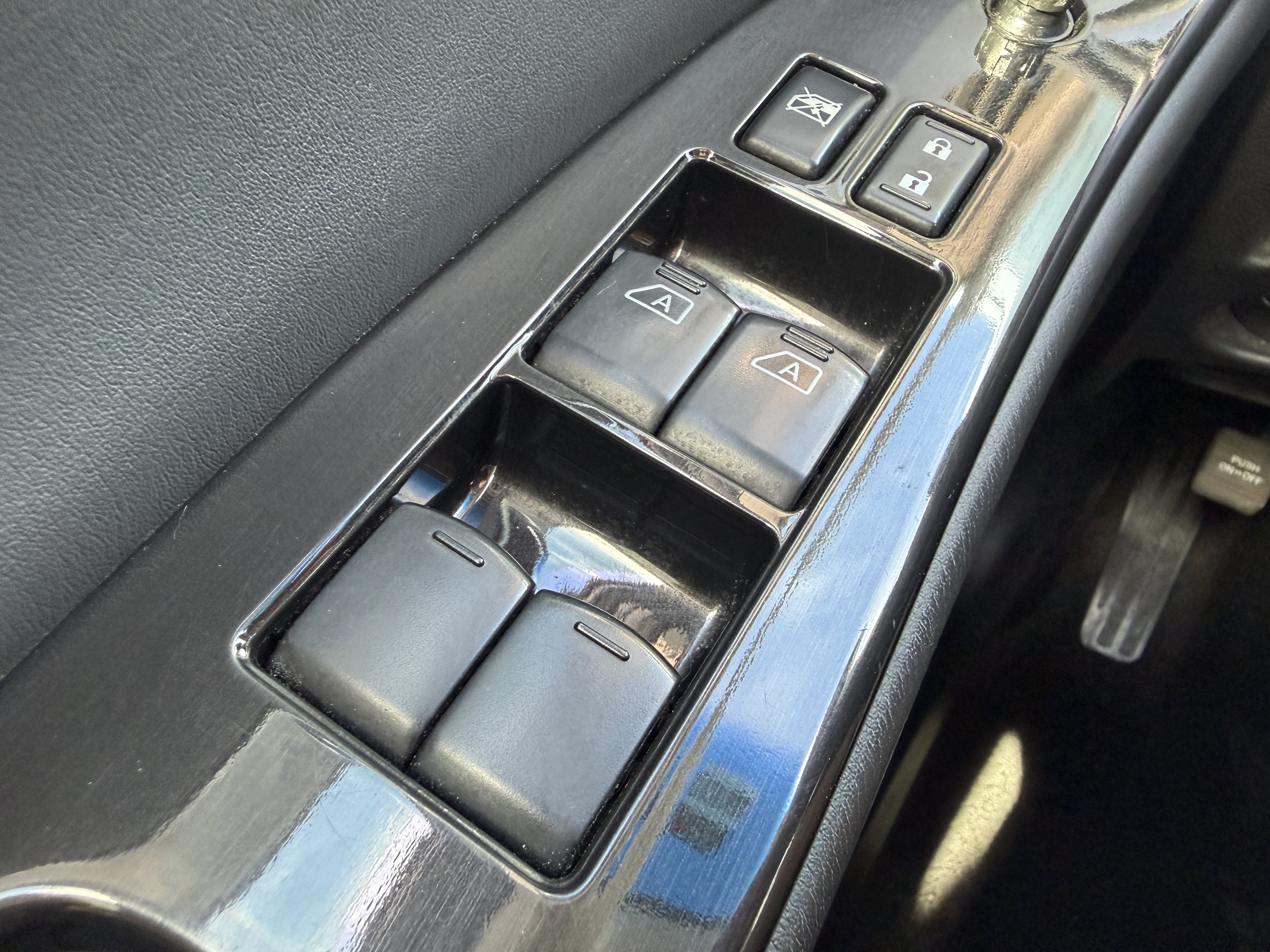 Used 2015 INFINITI QX50 AWD image 30
