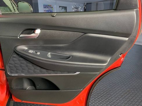 Used 2022 Hyundai Santa Fe Calligraphy AWD/4WD image 12