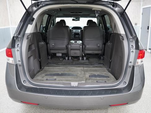 Used 2016 Honda Odyssey Touring Elite image 38
