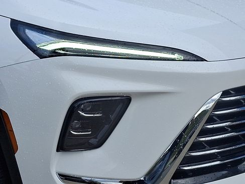 New 2026 Buick Enclave Preferred w/ Power Package image 9