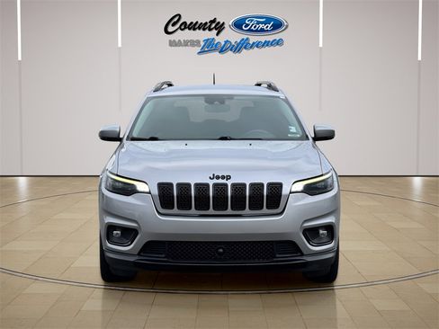Used 2021 Jeep Cherokee Latitude Plus image 12
