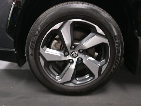 Used 2023 Toyota RAV4 SE w/ Weather & Moonroof Package AWD/4WD image 35