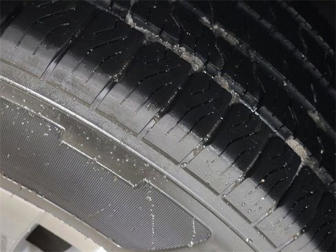 Certified 2024 Chevrolet Silverado 1500 LTZ image 11