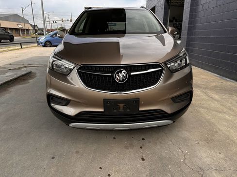 Used 2019 Buick Encore Preferred image 3