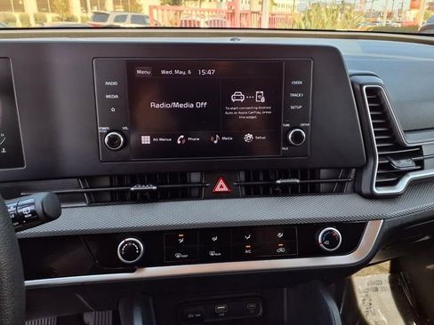 Used 2024 Kia Sportage LX FWD image 20