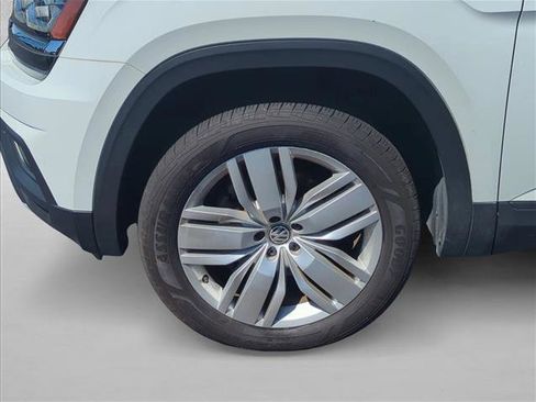 Used 2019 Volkswagen Atlas SE w/ Panoramic Sunroof Package FWD image 29