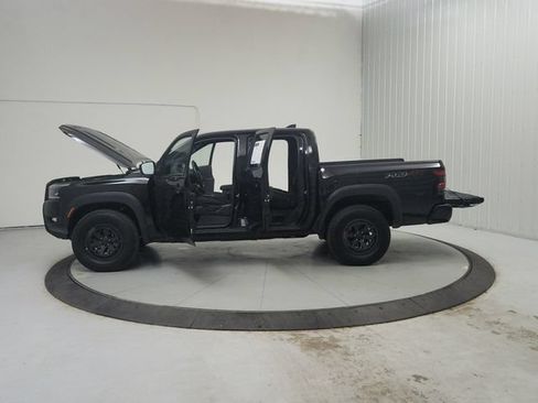 Used 2026 Nissan Frontier PRO-4X AWD/4WD image 13