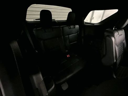 New 2026 Ford Explorer ST-Line w/ ST-Line Street Pack image 27