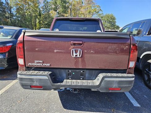 Used 2017 Honda Ridgeline RTL-T image 8