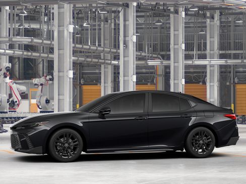 New 2026 Toyota Camry SE FWD image 5
