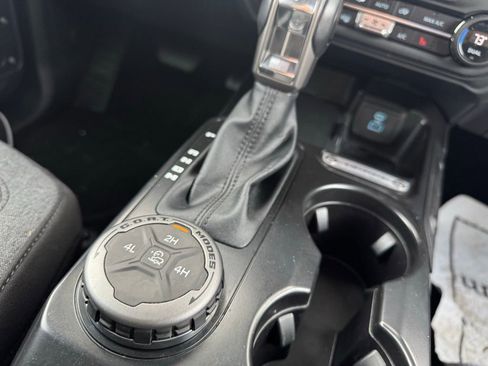 Used 2025 Ford Bronco Big Bend image 22