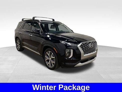 Used 2022 Hyundai Palisade Limited w/ Winter Package AWD/4WD image 5