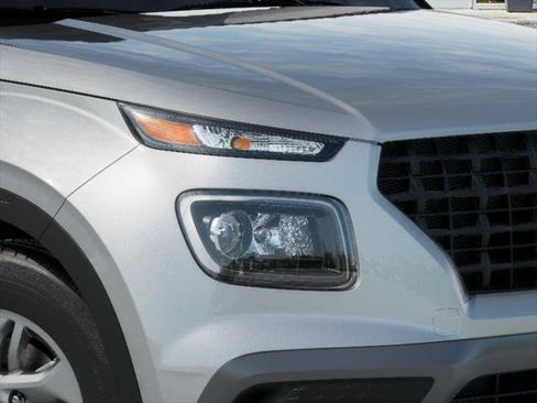New 2026 Hyundai Venue SE FWD image 9