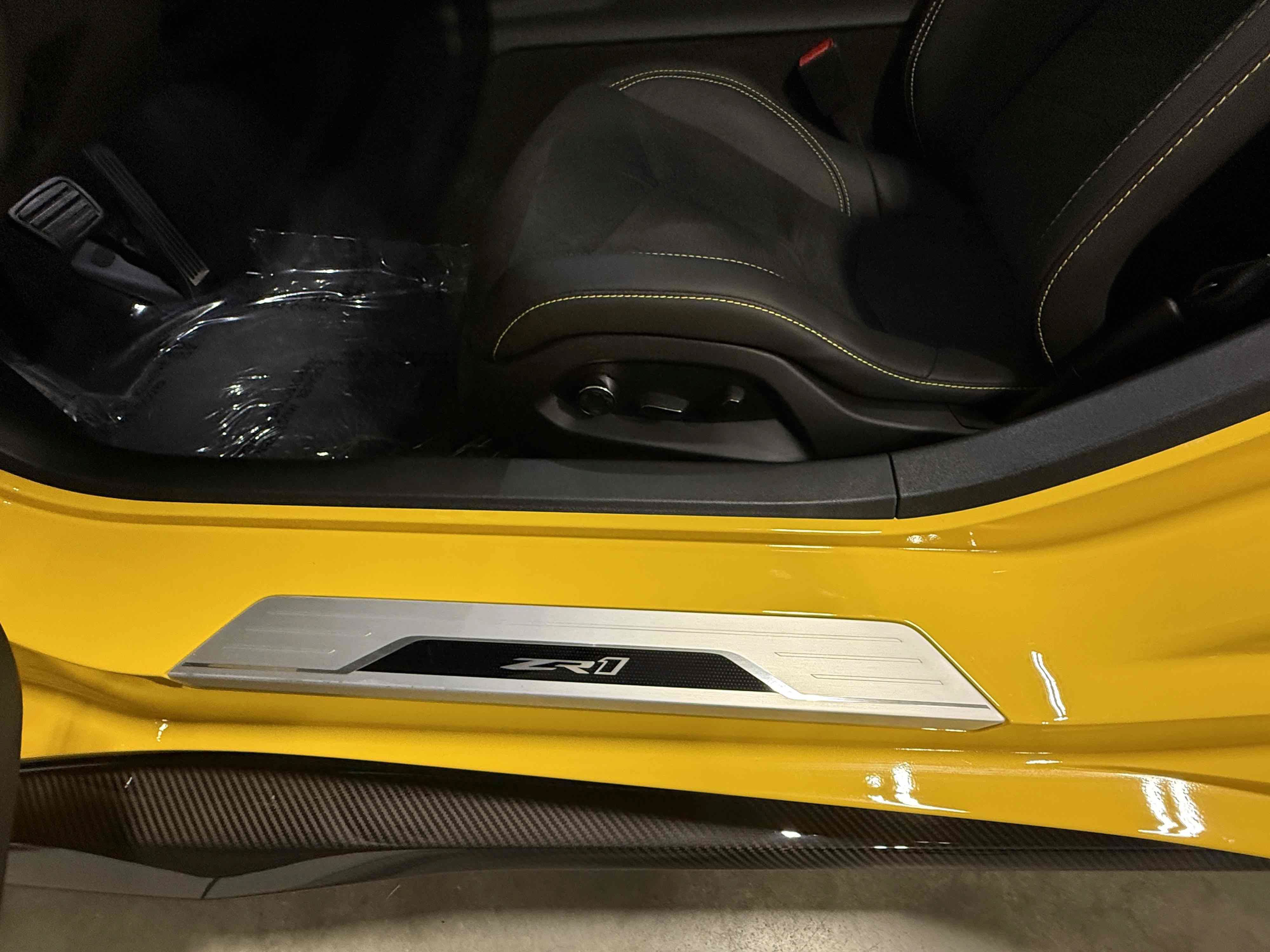 Used 2026 Chevrolet Corvette ZR1 w/ ZR1 Carbon Fiber Aero Package RWD image 94