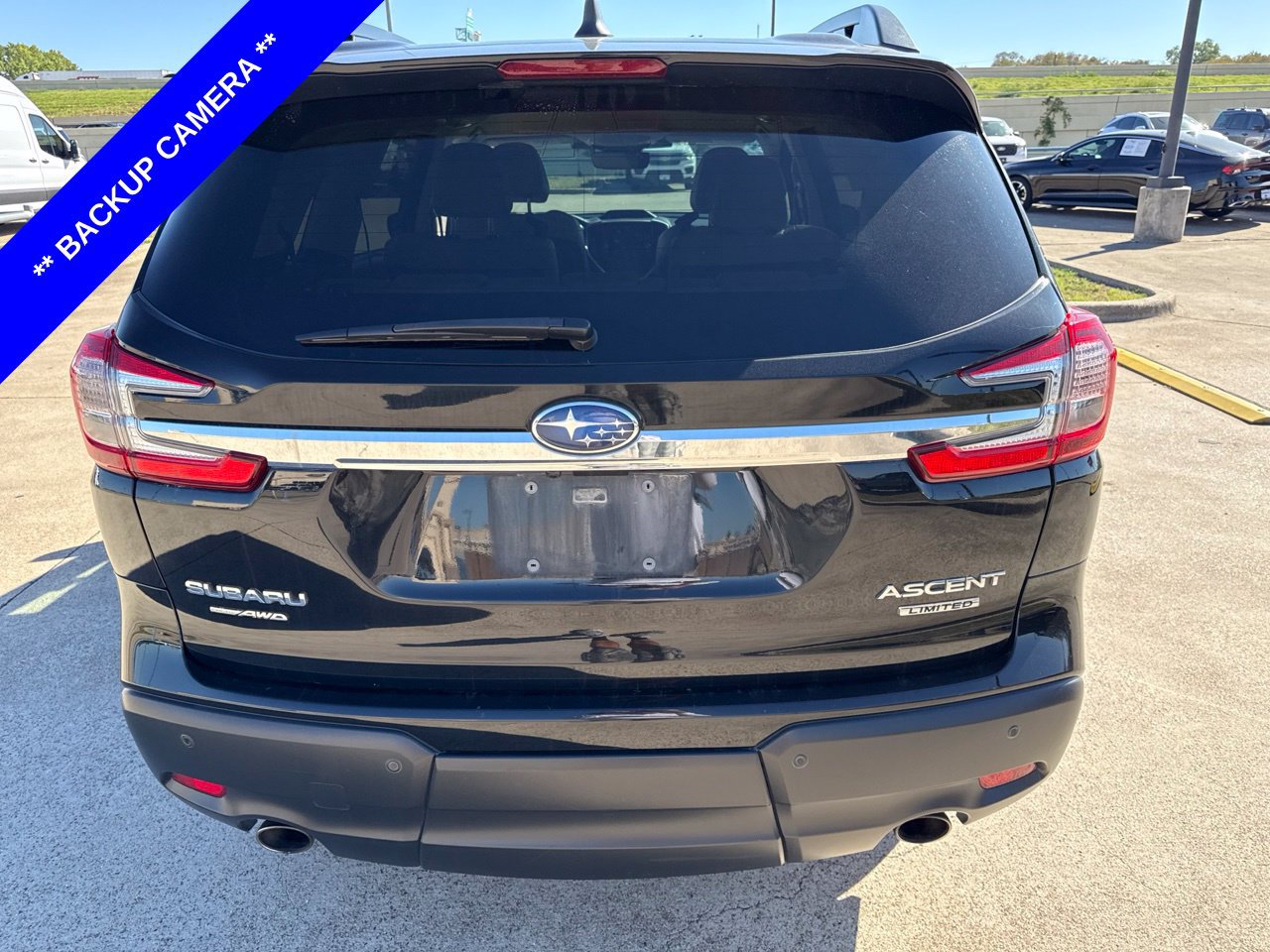Used 2023 Subaru Ascent Limited AWD/4WD image 9