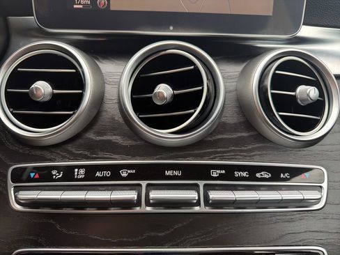 Used 2015 Mercedes-Benz C 400 4MATIC image 21