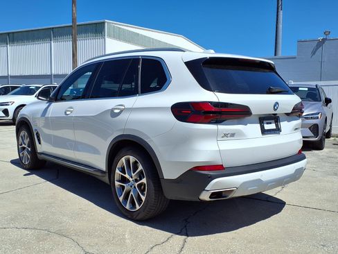 Used 2025 BMW X5 xDrive50e AWD/4WD image 5