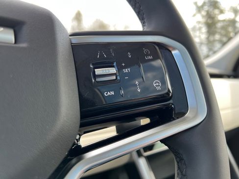 New 2025 Land Rover Discovery Sport S image 16