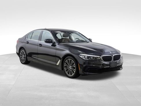 Used 2019 BMW 530i xDrive w/ Convenience Package image 7