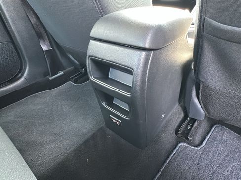 Used 2019 Nissan Sentra SV FWD image 25