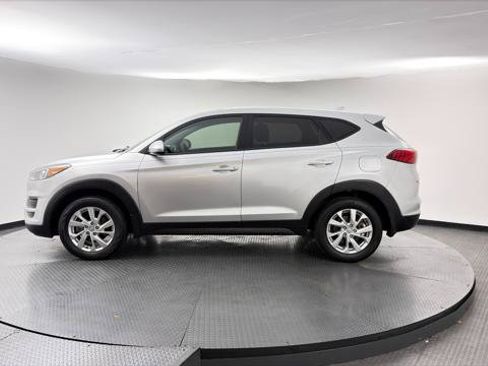 Used 2019 Hyundai Tucson SE FWD image 3