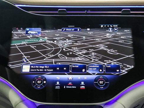 Certified 2023 Mercedes-Benz EQS 580 4MATIC SUV image 15