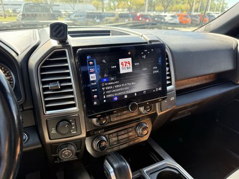 Used 2016 Ford F150 Limited w/ Trailer Tow Package image 18