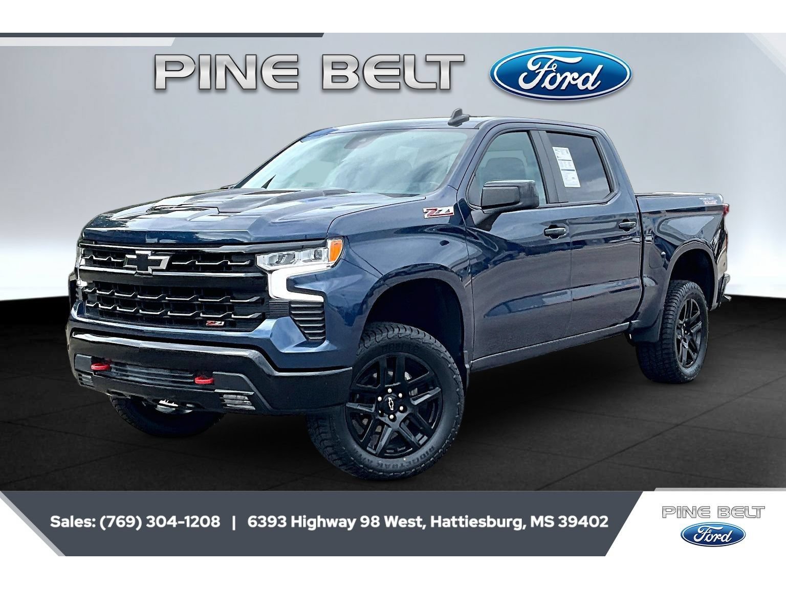 Used 2023 Chevrolet Silverado 1500 LT Trail Boss w/ Protection Package AWD/4WD image 10