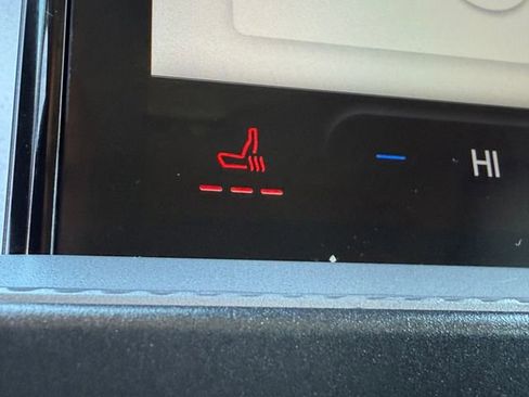 Used 2025 Ford Bronco Sport Badlands image 9