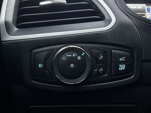 Certified 2024 Ford Edge SEL w/ Sport Appearance Package image 28