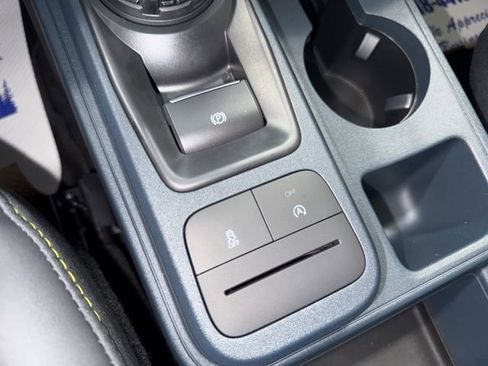 New 2025 Ford Maverick Lobo image 25