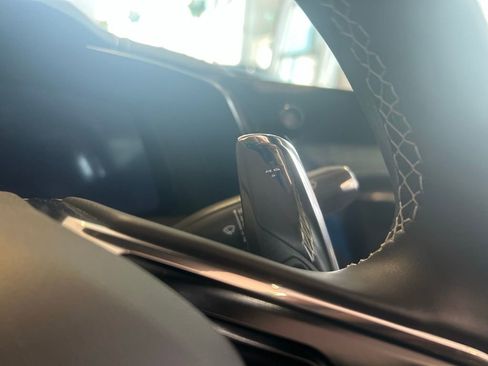 Used 2024 Chevrolet Corvette Stingray w/ Z51 Performance Package image 46