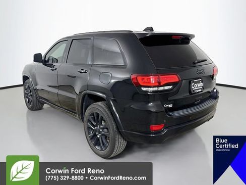 Used 2018 Jeep Grand Cherokee Altitude AWD/4WD image 6