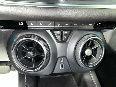 Used 2023 Chevrolet Blazer LT w/ Driver Confidence Package AWD/4WD image 21