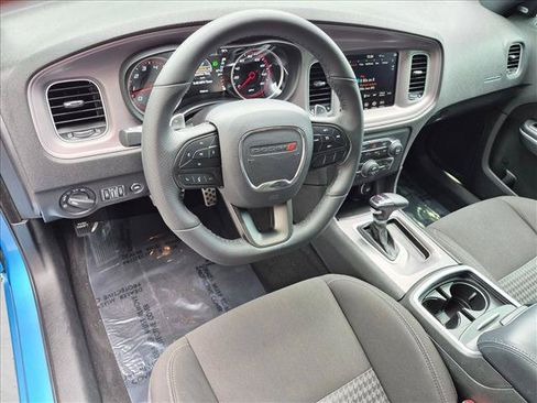 Used 2023 Dodge Charger R/T w/ Performance Handling Group RWD image 10